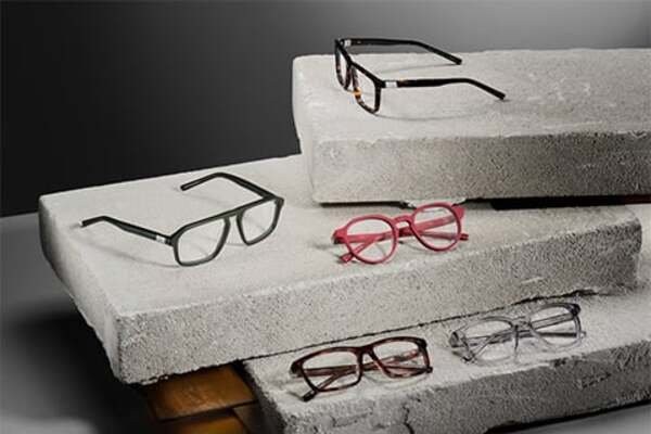 Cyril vend des lunettes Bollé à Landerneau