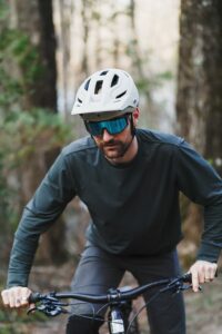 Vendeur lunettes Binocle à Landerneau
