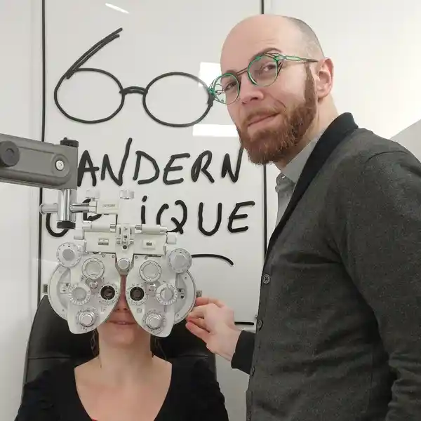 Bilan visuel à Landerneau avec Cyril de Landern'Optique